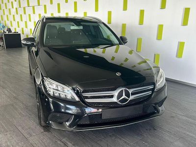 Preto Usado 2020 Mercedes C300 Avantgarde Sedan | € 24.900 (Caro)