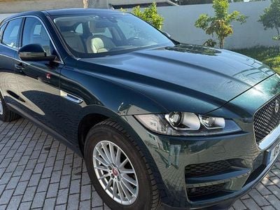 Usado 2017 Jaguar F-Pace Prestige SUV | € 19.500