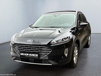 Preto Usado 2023 Ford Kuga Titanium SUV | € 22.990 (Preço justo)