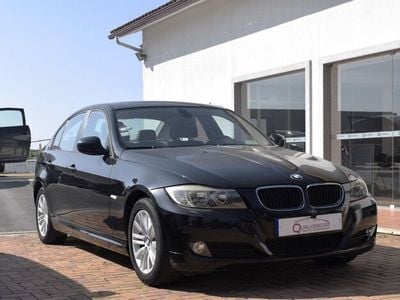 Preto Usado 2009 BMW 320 Sedan | € 11.750