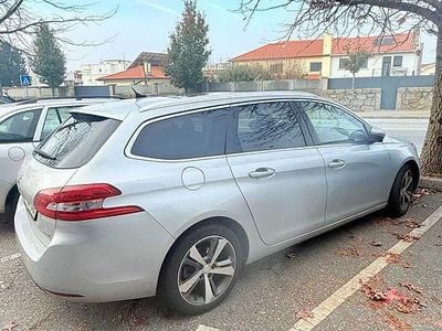 Usado Peugeot 308 SW Allure 88 HP (64 kW) 2015 Carrinha