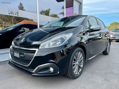 usado Peugeot 208 1.6 BlueHDi Style