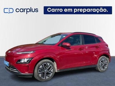 Usado Hyundai Kauai Premium 150 kW (204 HP) 2022 Vermelho SUV