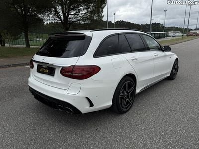 Branco Usado 2020 Mercedes C300e AMG Carrinha | € 37.899