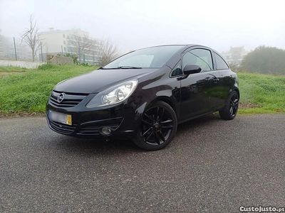 Usado Opel Corsa Edition 84 HP (61 kW) 2010 Preto Citadino