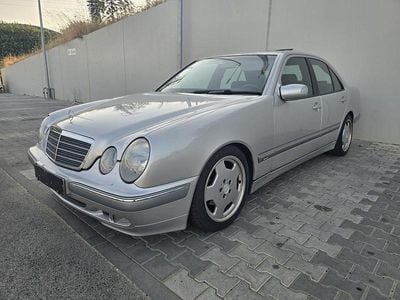 Mercedes E220