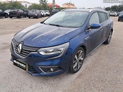 Azul Usado 2017 Renault Mégane GrandTour Bose Edition Carrinha | € 10.750 (Preço justo)