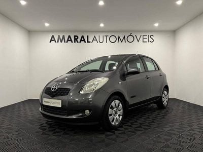 Cinzento Usado 2008 Toyota Yaris | € 7.900 (Preço justo)