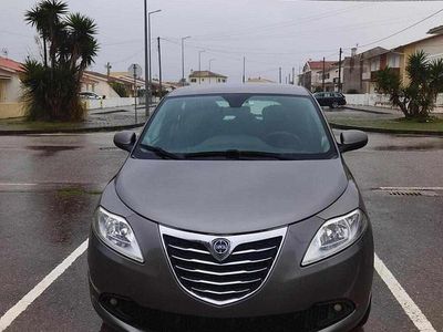 Antracite Usado 2013 Lancia Ypsilon Citadino | € 4.700 (Bom preço)