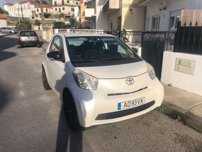 Toyota iQ