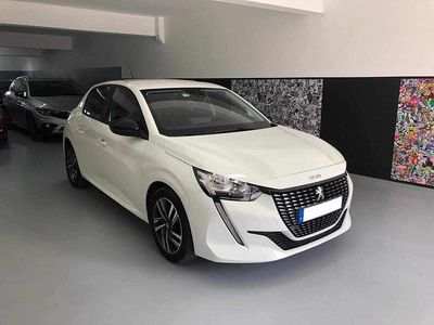 Branco Usado 2023 Peugeot 208 Active Citadino | € 15.000 (Preço justo)