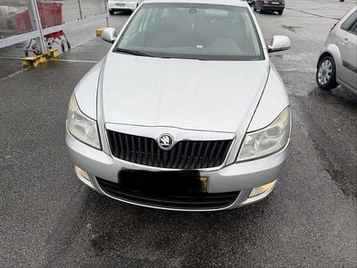 Usado 2009 Skoda Octavia Carrinha | € 4.500 (Bom preço)