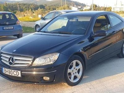 Azul Usado 2010 Mercedes 200 Edition Coupé | € 10.990