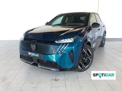 Peugeot e-3008