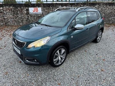 Usado Peugeot 2008 Crossway 110 HP (80 kW) 2016 Azul SUV