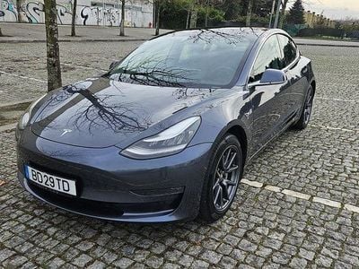 Usado 2020 Tesla Model 3 Sedan | € 22.000 (Bom preço)