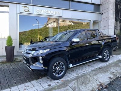 Preto cinzento, preto Usado 2022 Mitsubishi L200 Pickup | € 34.900 (Preço justo)