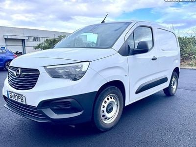 Branco Usado 2024 Opel Combo-e Life Edition Carrinha | € 21.500