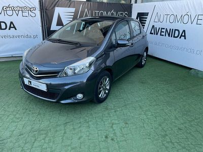 usado Toyota Yaris DYNAMIC 1.0I