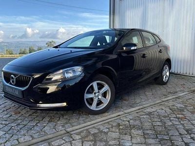 Preto Usado 2016 Volvo V40 | € 12.590 (Super Preço)