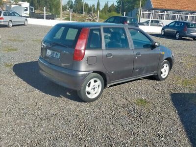 usado Fiat Punto 1.2/16v ano 99 bom estado revisão feita