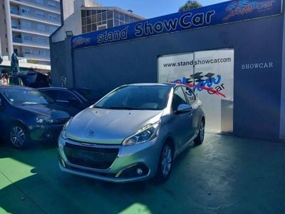Cinza Usado 2018 Peugeot 208 Active Citadino | € 10.990 (Preço justo)