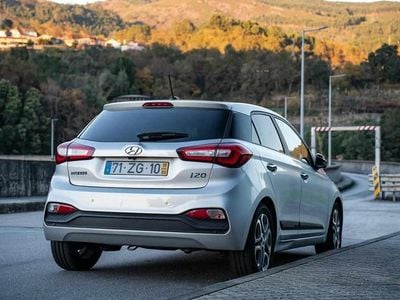 Cinzento Usado 2019 Hyundai i20 Citadino | € 11.000