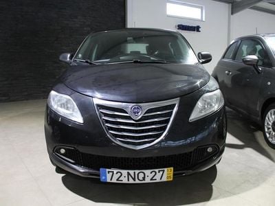 Usado Lancia Ypsilon S 69 HP (50 kW) 2013 Preto Citadino