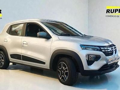 Cinza prata Usado 2023 Dacia Spring Expression Citadino | € 12.750 (Preço justo)