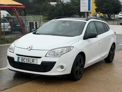 Branco Usado 2009 Renault Mégane III | € 9.900 (Caro)