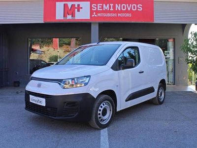 Branco Usado 2023 Fiat Doblò Monovolume | € 17.900 (Preço justo)