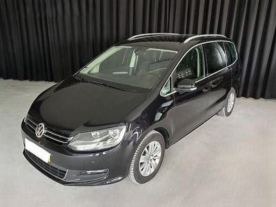 Usado VW Sharan Trendline 150 HP (110 kW) 2017 Preto Monovolume