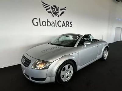 Usado Audi TT Roadster S-Line 150 HP (110 kW) 2001 Prateado Cabrios
