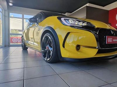 Amarelo Usado 2016 DS Automobiles DS3 Performance Coupé | € 17.500