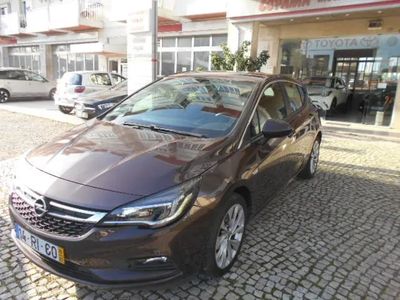 usado Opel Astra 1.6 CDTI Dynamic Sport