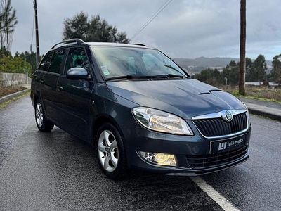 Cinza Usado 2010 Skoda Fabia Style Carrinha | € 5.900