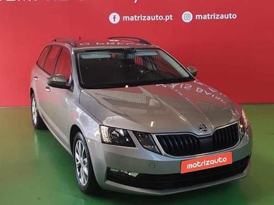 Outra Usado 2018 Skoda Octavia Carrinha | € 18.799