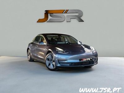 Usado Tesla Model 3 Standard Range Plus 175 kW (238 HP) 2020 Cinzento Sedan