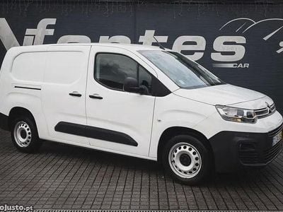Branco Usado 2019 Citroën Berlingo Monovolume | € 16.280 (Caro)