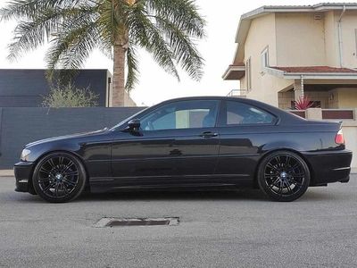 Preto Usado 2004 BMW 320 Sedan | € 9.750