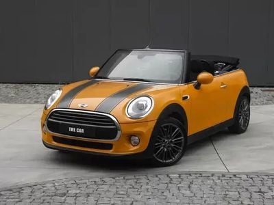 Usado Mini Cooper D Cabriolet 116 HP (85 kW) 2017 Laranja Cabrios