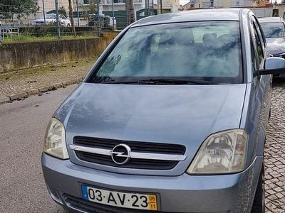 Usado 2005 Opel Meriva Monovolume | € 3.000 (Preço justo)