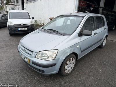Cinza Usado 2005 Hyundai Matrix Monovolume | € 1.750