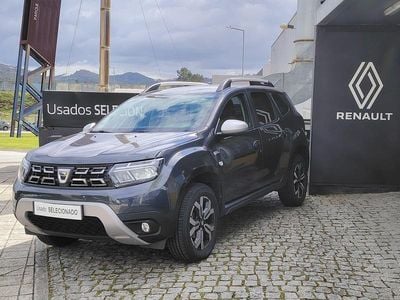 Usado Dacia Duster Prestige 115 HP (84 kW) 2021 Cinza SUV