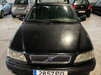 Usado 2000 Volvo V40 | € 2.150
