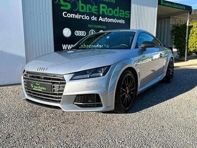 Cinzento Usado 2015 Audi TT | € 34.900