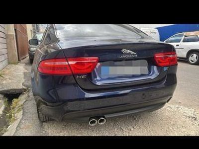 usado Jaguar XE 2.0 D portofolio aut, como novo , cor azul metalizada,