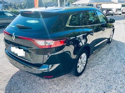 Usado Renault Mégane GrandTour LIMITED 116 HP (85 kW) 2020 Preto Carrinha