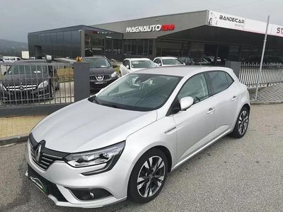 Cinzento Usado 2019 Renault Mégane GrandTour Intens Carrinha | € 17.900 (Preço elevado)