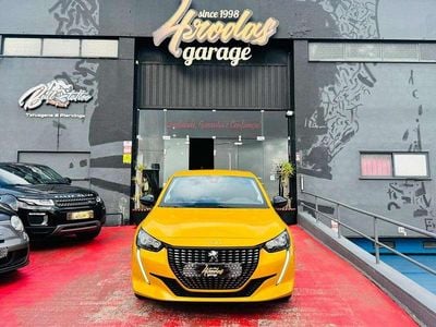 Usado Peugeot 208 Active 101 HP (74 kW) 2023 Amarelo Citadino